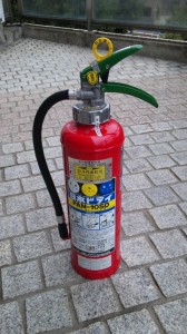 消火器