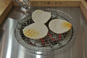 煎餅焼いたり